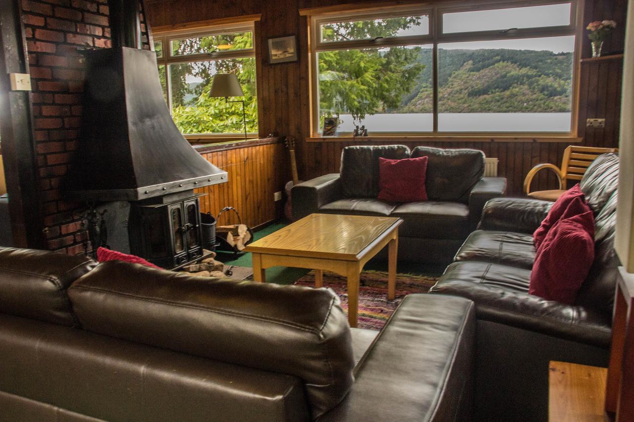 Loch Ness' Lochside Hostel, Over 18S Only, Social Backpackers Atmosphere 인버모리스톤 외부 사진