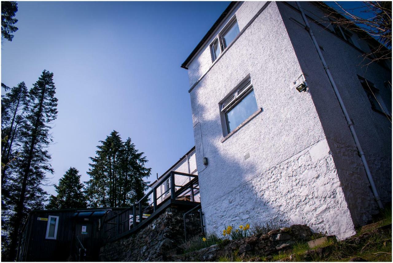 Loch Ness' Lochside Hostel, Over 18S Only, Social Backpackers Atmosphere 인버모리스톤 외부 사진